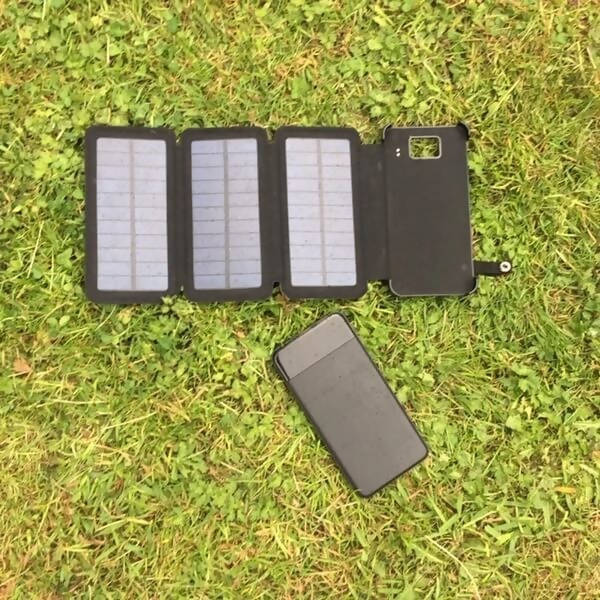 Mobile Solar Chargers - Travel 4.5w dual USB 8000mAh detachable Solar Charger
